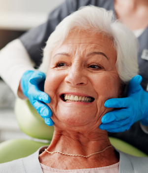 Protect your smile with preventive dental check-ups and cleanings near Highland Park