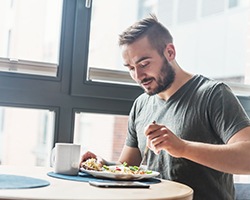 Patient in Dallas eating healthy